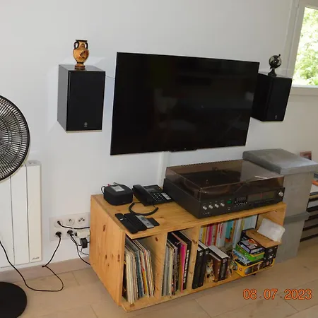 아파트 Maisonette Vallee De L'automne Streaming & Vinyles *