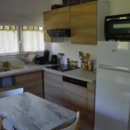 Maisonette Vallée De L'automne Streaming&vinyles Gilocourt